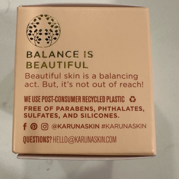 Karuna Wake Up Eye Cream - Picture 2 of 3